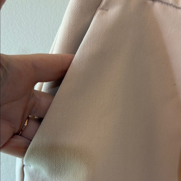 Elegant Cream Nine West Women's Shorts Size 14 - Picture 4 of 7